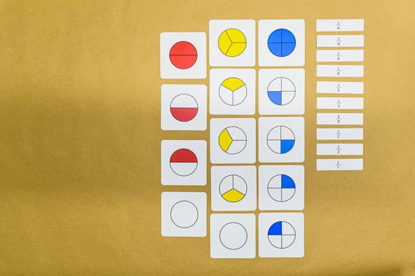 I Montessoripedagogik kan matematik på olika sätt vara taugh — Stockfoto