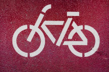 Güvenli bir şekilde pedal vermek için bisiklet şeridi gösteren bir bisikletin sembolü.