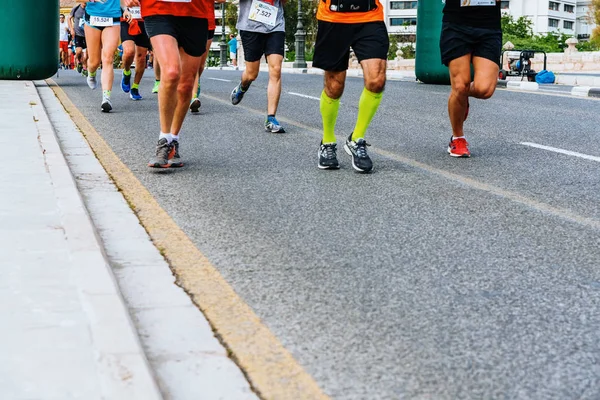 Valência, Espanha - 19 de maio de 2019: Pernas de corredores irreconhecíveis — Fotografia de Stock