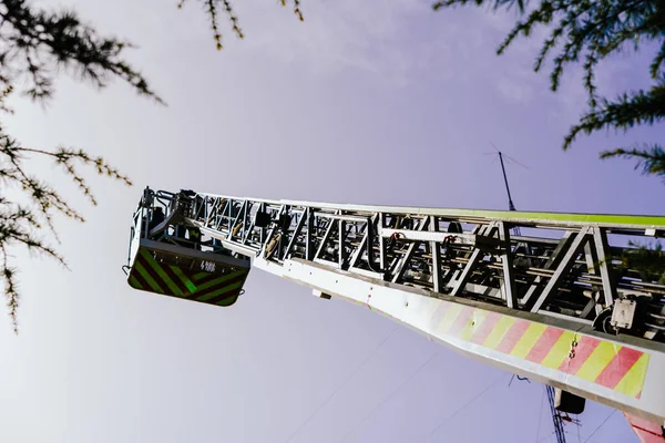 Échelle Déployée Haut Camion Pompiers — Photo