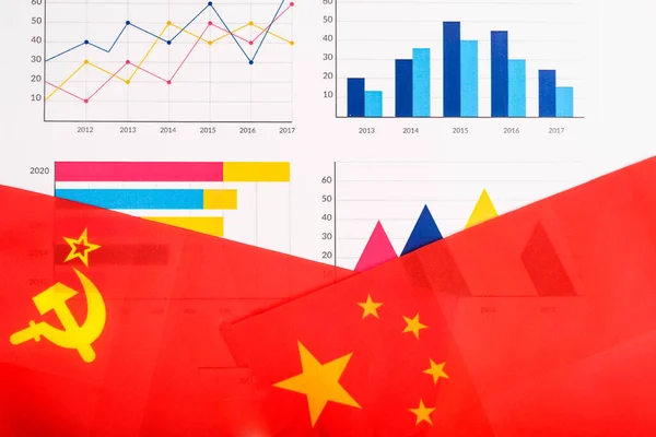 Флаги Китая России Объединенные Коммунистической Системой Сотрудничают Выйти Экономического Кризиса — стоковое фото