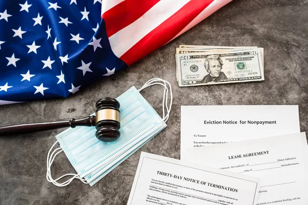 Amerika Birleşik Devletleri 'ndeki koronavirüs salgını sırasında güç ve para kaybıyla ilgili yasal belgeler..
