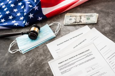 Amerika Birleşik Devletleri 'ndeki koronavirüs salgını sırasında güç ve para kaybıyla ilgili yasal belgeler..