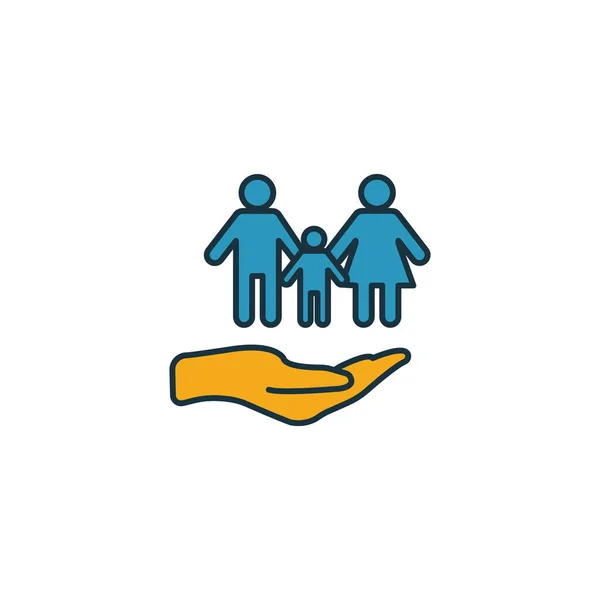 Family Insurance icon set. Four elements in diferent styles from insurance icons collection. Creative family insurance icons filled, outline, colored and flat symbols — 스톡 벡터