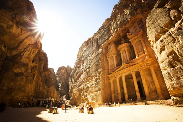 Petra Antik Kenti Ile Golden Sun Jordan Hazine Khazneh — Stok fotoğraf