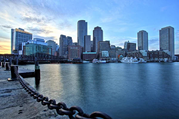 Boston Skyline Con Financial District Boston Harbor Atardecer —  Fotos de Stock