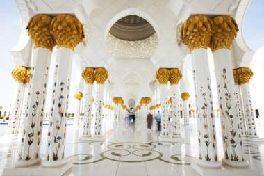 Büyük Sheik Zayed Camisi Abu Dhabi iç
