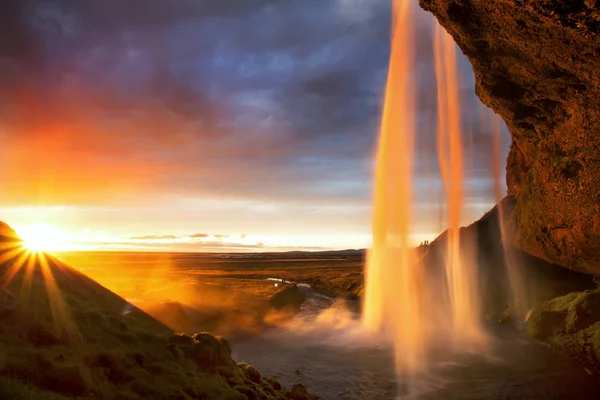Wodospad Seljalandfoss Zachód Słońca Islandia — Zdjęcie stockowe