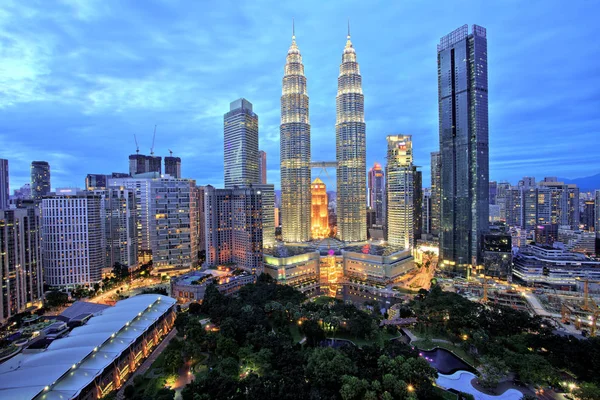 Kuala Lumpur Manzarası Ile Petronas Kuleleri — Stok fotoğraf