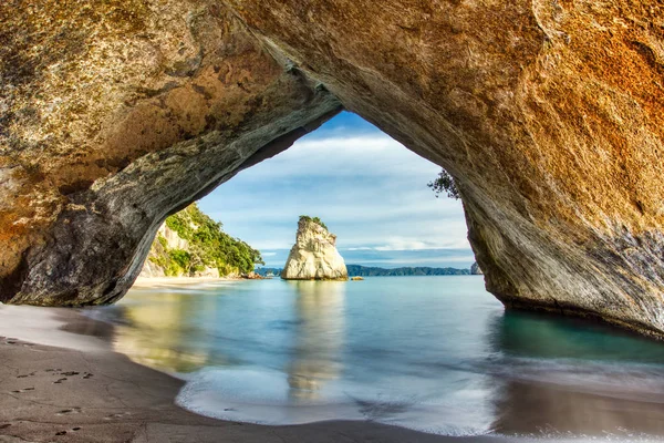 Katedral Cove Coromandel Yarımadası, gündoğumu, Yeni Zelanda