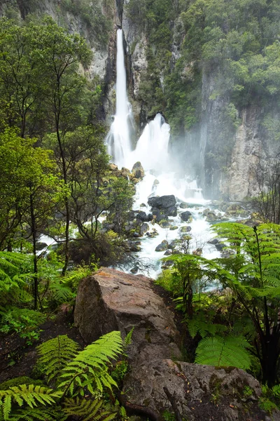 Όμορφη πράσινη Tarawera Falls, Νέα Ζηλανδία — Φωτογραφία Αρχείου