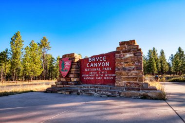 Bryce Canyon Ulusal Parkı Giriş İşareti, Utah, ABD