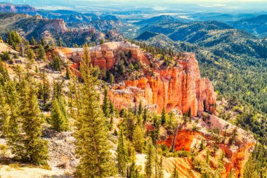 Güneşli bir günde Bryce Canyon Ulusal Parkı, Farview Point, Utah, ABD