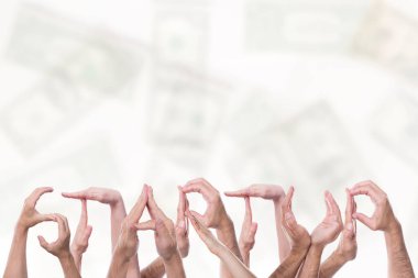 Başlangıç kelimesi bir sürü doların önünde.