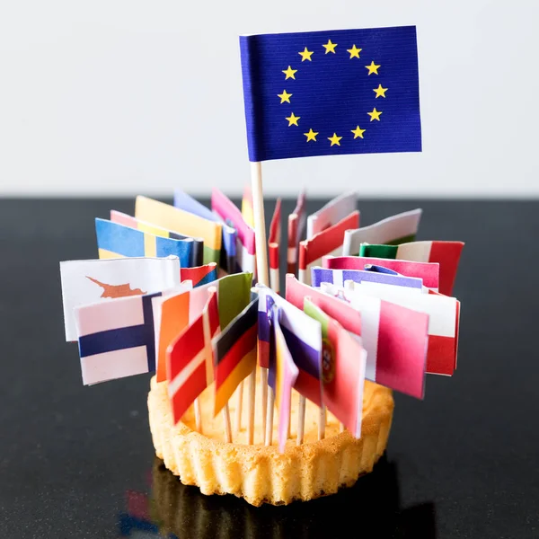 Flaggen Der Europäischen Union Einem Kuchen Ohne Großbritannien — Stockfoto