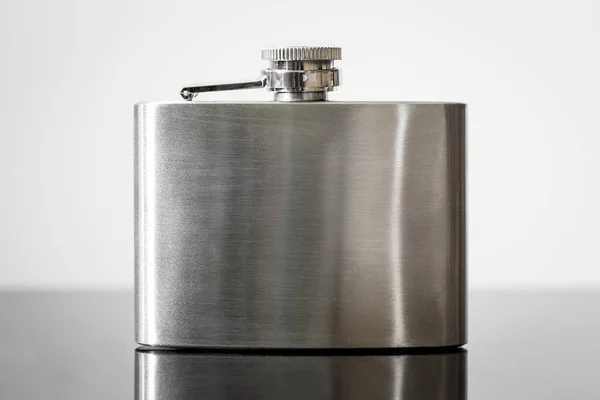 Hip Flask Reflections Stainless Steel Concept Alcohol — Stock Photo, Image
