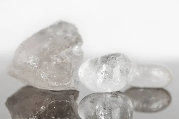 Quarzkristall Ungeschliffen Und Poliert Konzept Alternative Medizin Und Heilung — Stockfoto