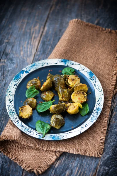 Brotes Bruselas Horno Con Cúrcuma — Foto de Stock