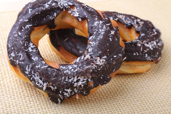 Homemade Traditional polish sweets doughnuts with chocolate. — Stock Photo, Image