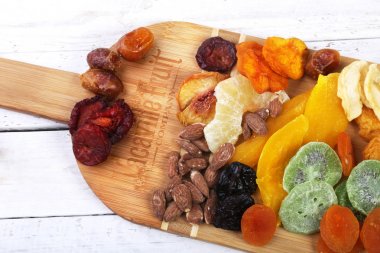 Vacaville Fruit Co. Inc. , Ca - 01 Nisan 2019. Premium meyve ve fındık bambu şarap kurulu. Açıklayıcı Editoryal.