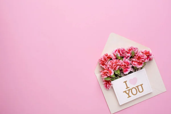 Envelope Pink Flowers Card Love You Pink Background Top View — Stock Photo, Image