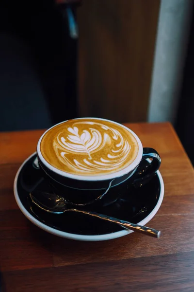 Cloase Upp Kaffekoppen Träbord Kafé — Stockfoto