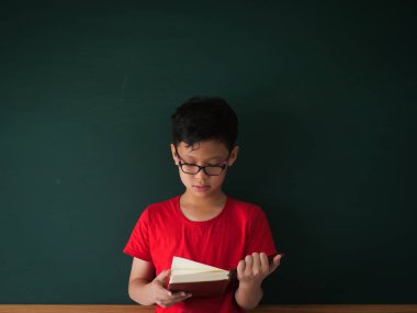 Asya yazı tahtası arka plan eğitim okul cl kitap çocukla