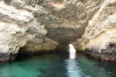  Avrupa 'nın kayadaki mağaradan geçen en uzun yüzeyi. Tarkhankut Burnu. Kırım.