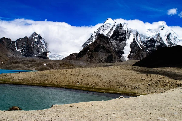 Dois Peques Himalaya Com Dos Lagos Mais Elevados Norte Índia — Fotografia de Stock