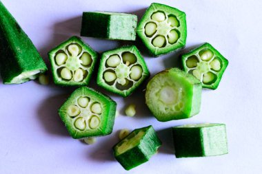 Bamya Pices - üstten görünüm