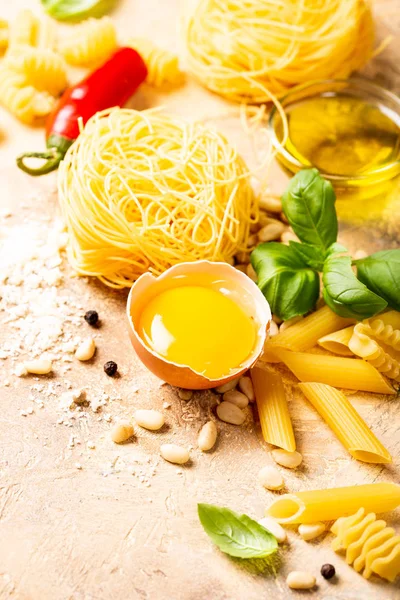 Healthy raw ingredients for italian pasta sauce Carbonara — Stock Photo, Image