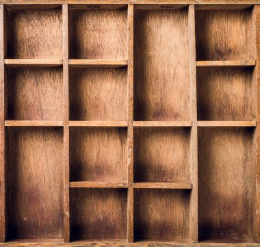 Bölmeleri ile boş ahşap kutu