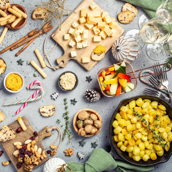 Christmas dinner party table