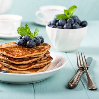 Çikolata damlaları ile lezzetli krep