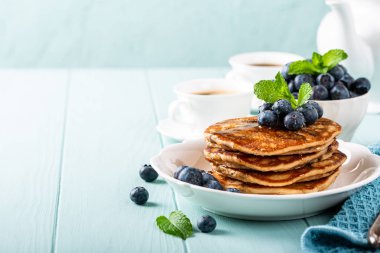 Çikolata damlaları ile lezzetli krep