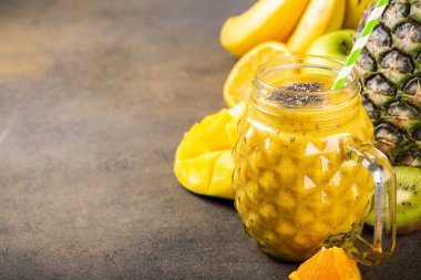 chia tohumu ile smoothie suyu