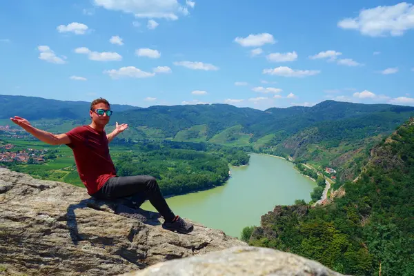 Vista Aérea Panorámica Del Hermoso Valle Wachau Con Histórica Ciudad —  Fotos de Stock