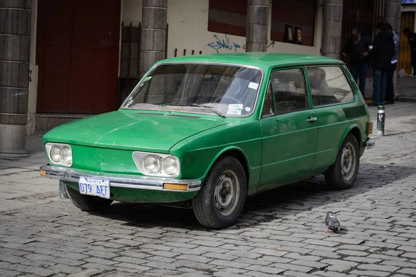 Bolivie Departamento Paz Vieille Voiture Verte Rue Ville — Photo