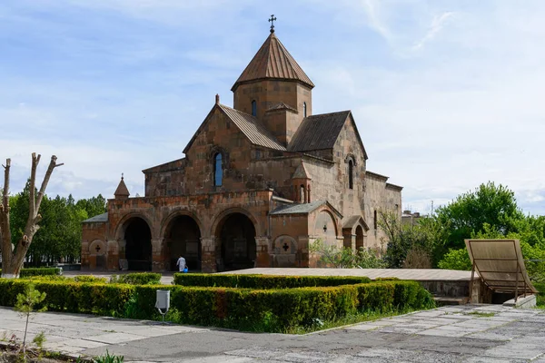 亚美尼亚 阿尔马维尔省 Vagharshapat 埃奇米阿津是亚美尼亚的精神中心 — 图库照片