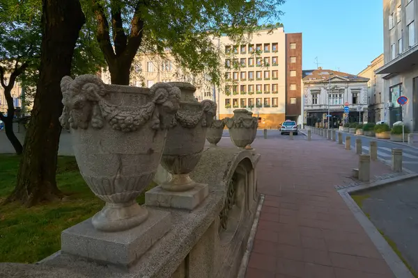 Belgrade Sırbistan Mayıs 2018 Sabah Studentski Trg Kare Soldaki Studentski — Stok fotoğraf