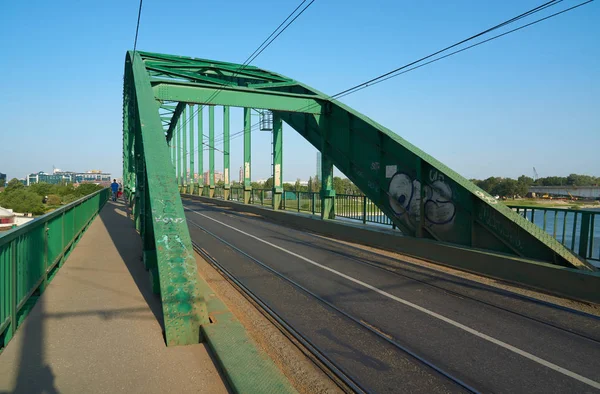 贝尔格莱德 塞尔维亚 2018年5月03日 Stari 多数桥梁在河在早晨 — 图库照片