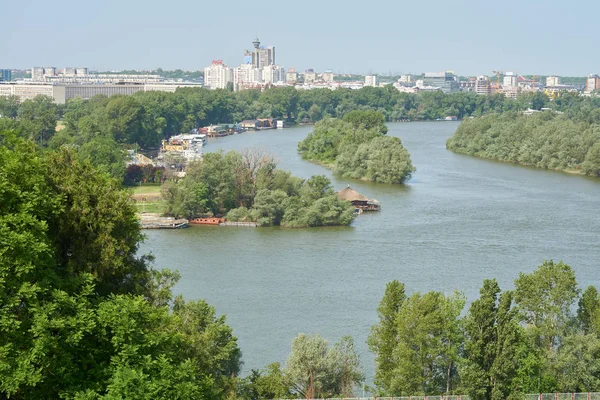 Belgrade Servië Mei 2018 Uitzicht Samenvloeiing Van Twee Grote Rivieren — Stockfoto