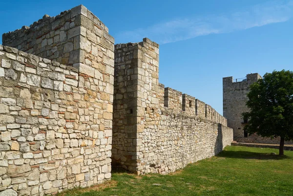 Antiguas Murallas Piedra Torres Fortaleza Belgrado Serbia Primavera — Foto de Stock