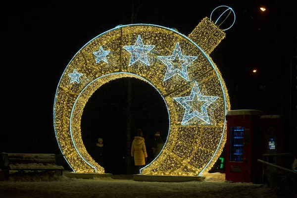 モスクワ ロシア連邦 2019 Led 光の装飾 Babushkinskiy 地区屋外夜正月休み中に — ストック写真