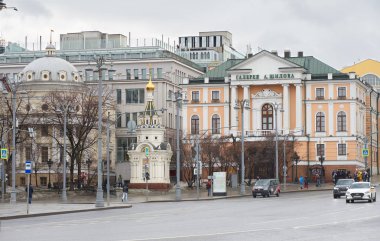 Moskova'da Borovitskaya ploshchad meydanı