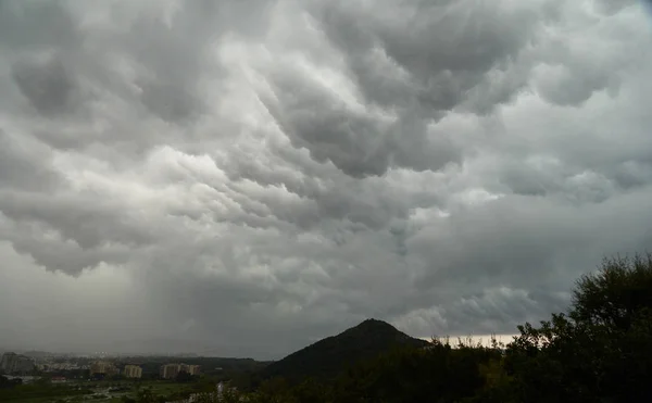 Cloudscape over mountain in France — Stock Photo, Image