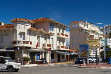 Cannes'da güzel evler