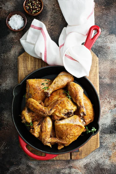 Pollo alla griglia in padella — Foto Stock