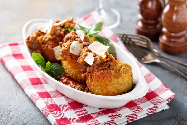 Lasagna balls in crunchy crust — Stock Photo, Image