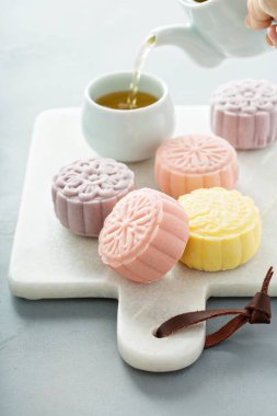 Kar cilt tatlı ve iştah açıcı geleneksel Çin mooncakes